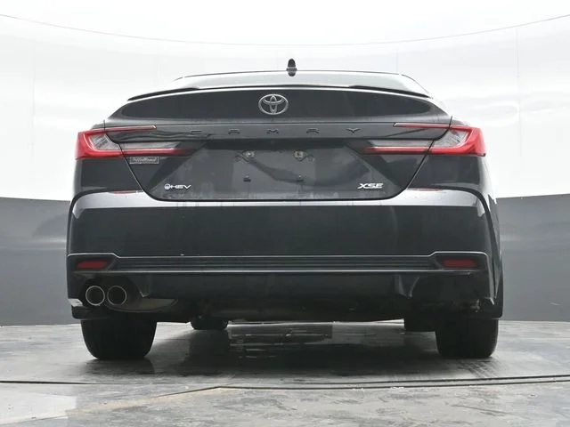 Used 2026  Toyota XSE image 18