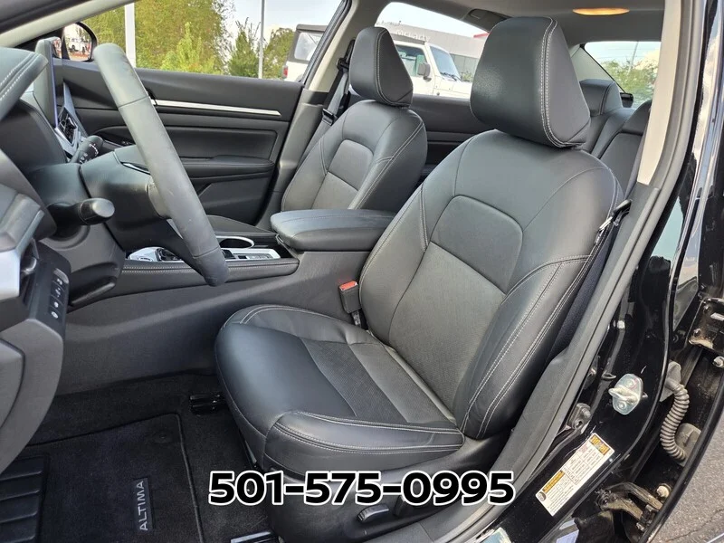 Used 2025 Super Black NISSAN SL FWD image 8