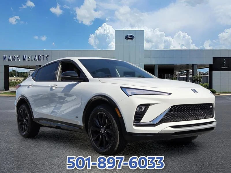 Used 2025 Summit White BUICK FWD 4DR SPORT TOURING image 7