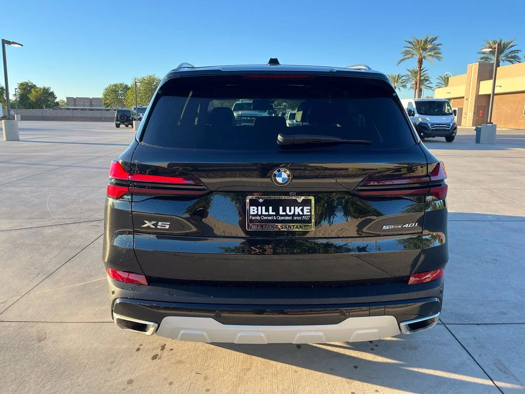 Certified Used 2025 Black BMW sDrive40i image 8