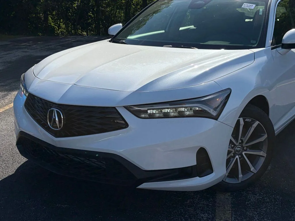 New 2026 White Acura Base image 2
