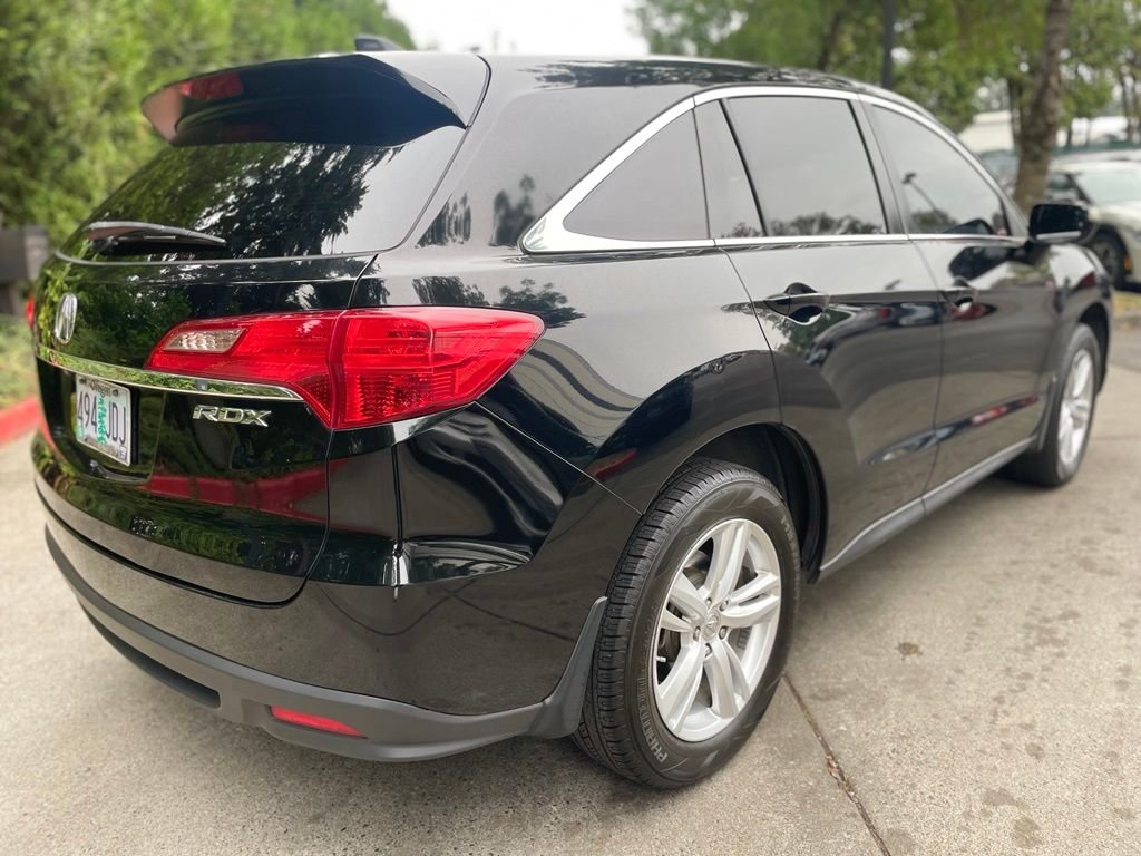 Used 2015  Acura Technology Package image 4