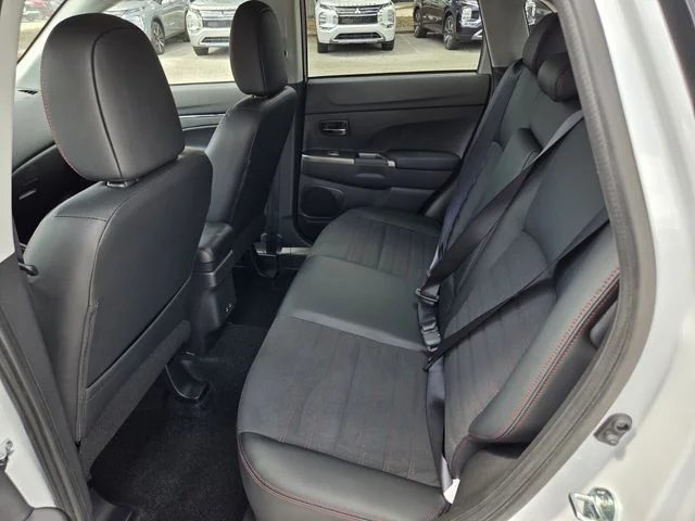 New 2026 White Mitsubishi 2.0 SE image 6