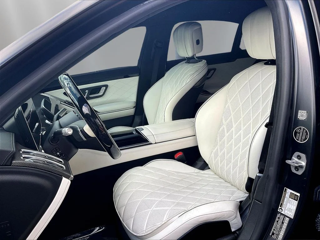 Used 2023 Black Mercedes-Benz S 580 image 21