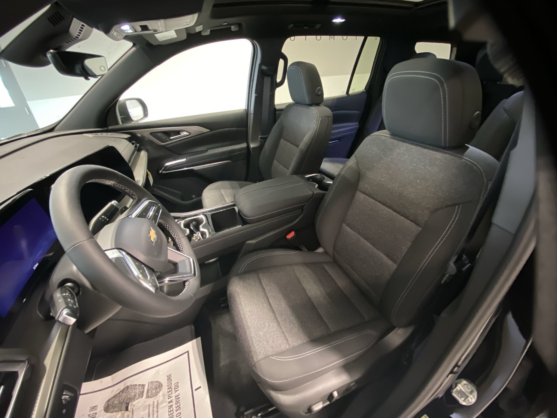 2027 Chevrolet Traverse LT - Photo 19
