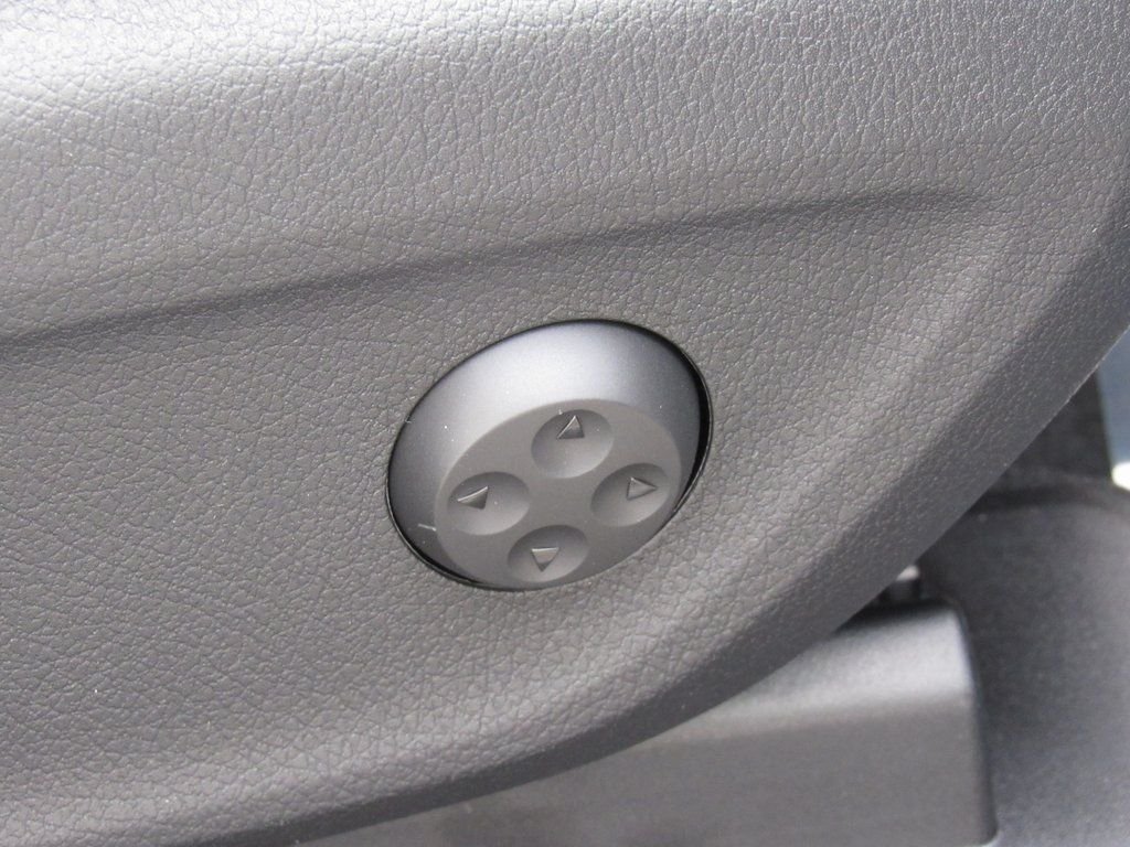 2025 Mercedes-Benz GLE GLE450 - Photo 23