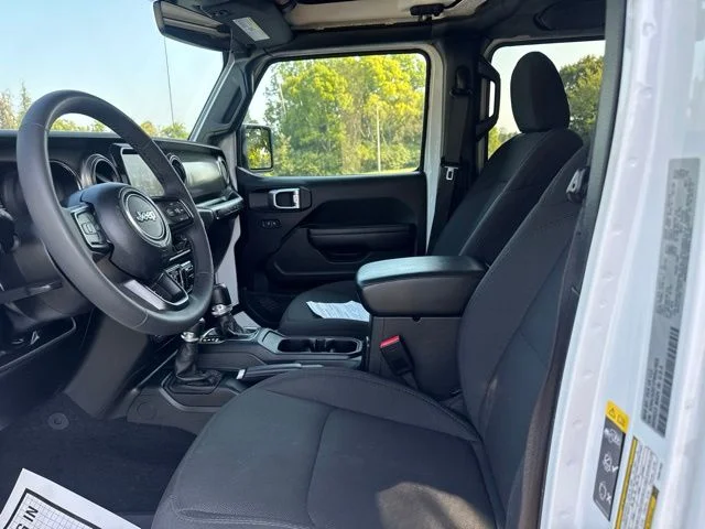 Used 2023 White Jeep High Tide image 16