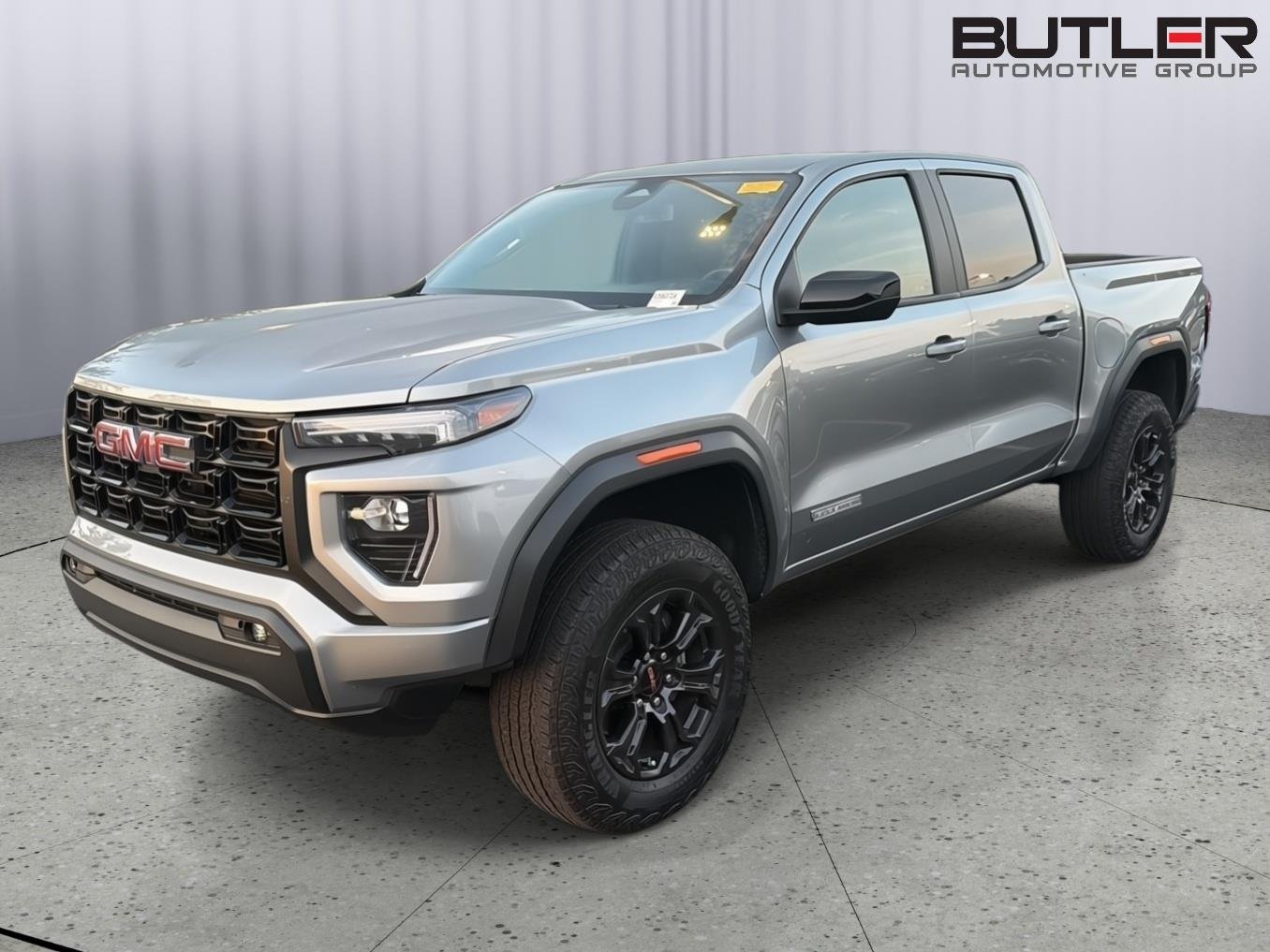 2024 GMC Canyon 2WD Elevation Crew Cab Short Box's photo