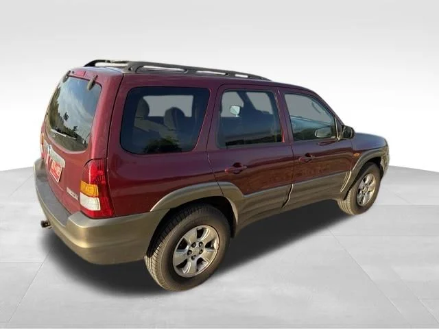 Used 2003 Red Mazda LX image 3