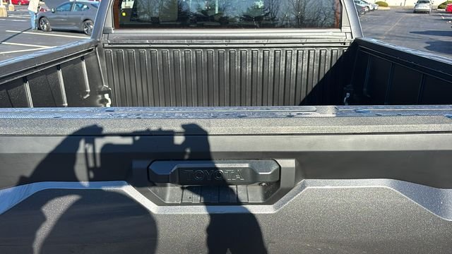 2025 Toyota Tundra SR5 - Photo 17