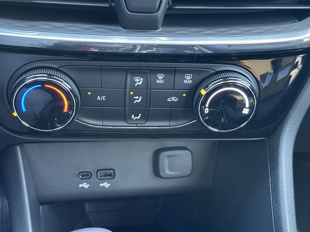 2026 Buick Encore GX Sport Touring - Photo 19