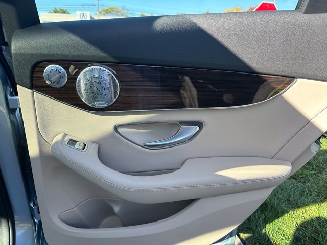 Used 2018 Silver Mercedes-Benz C 300 image 21
