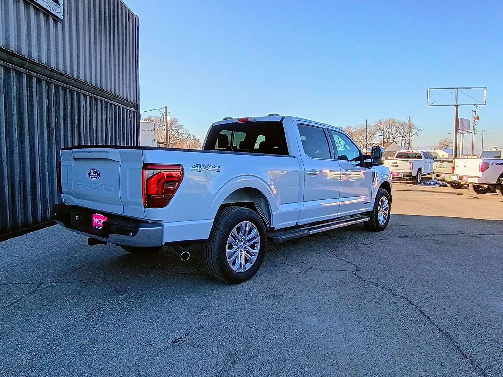 2025 Ford F-150 Lariat - Photo 8