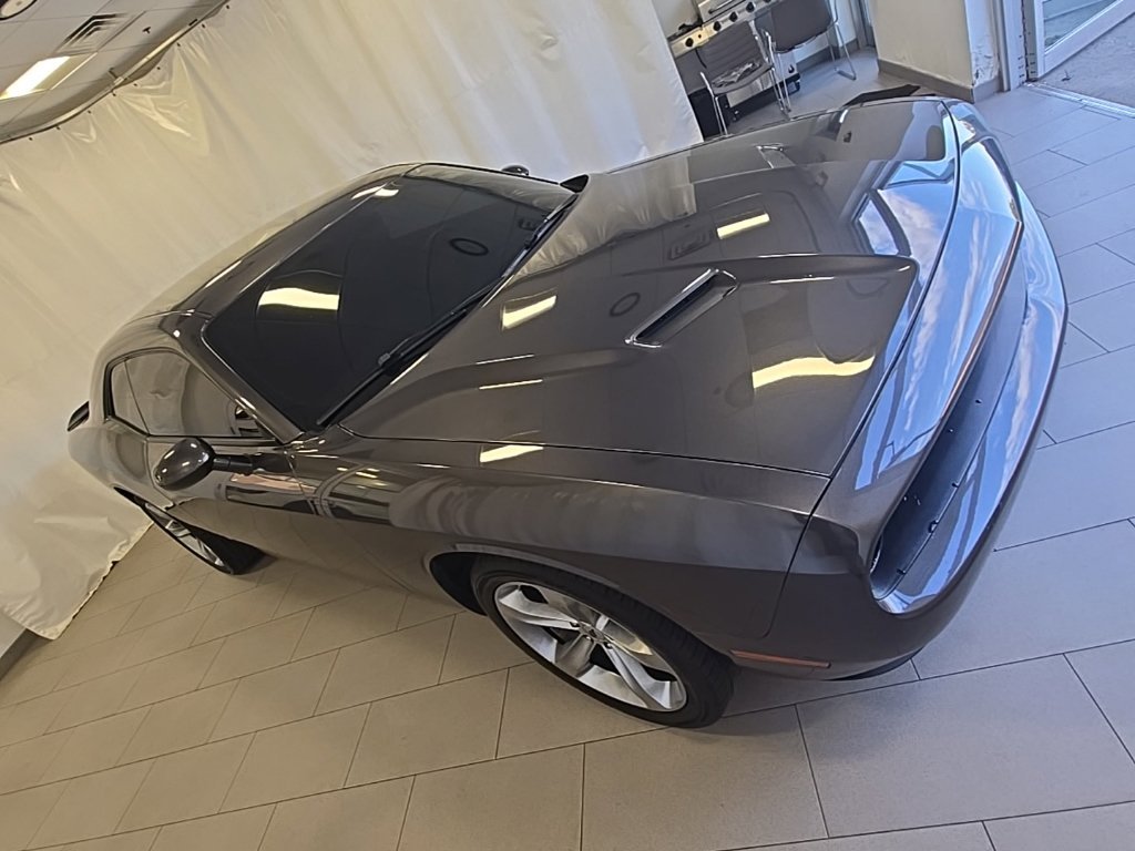 Used 2023 Granite Dodge SXT image 7