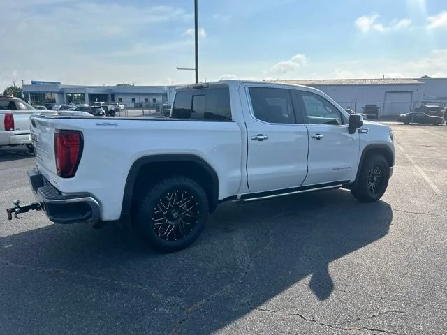 Used 2021 SUMMIT WHITE GMC SLT image 4