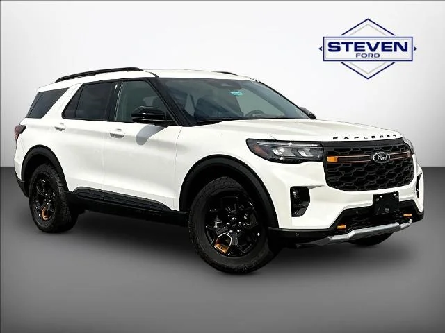 New 2026 Star White Metallic Tri-Coat Ford Tremor® image 36