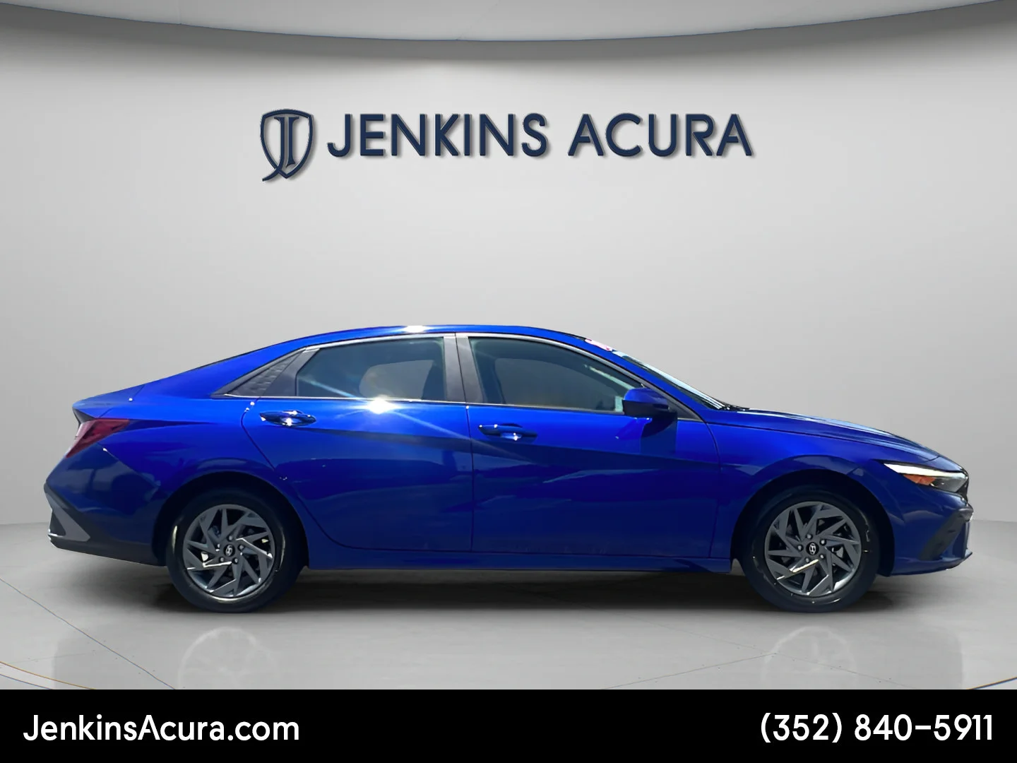 Used 2024 Intense Blue Hyundai SEL image 8