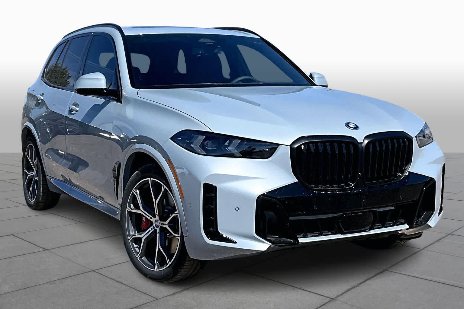 New 2026 Brooklyn Grey Metallic BMW xDrive50e image 2