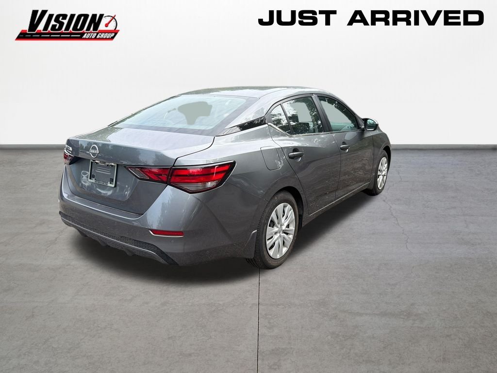 Used 2025 Gray Nissan S image 5