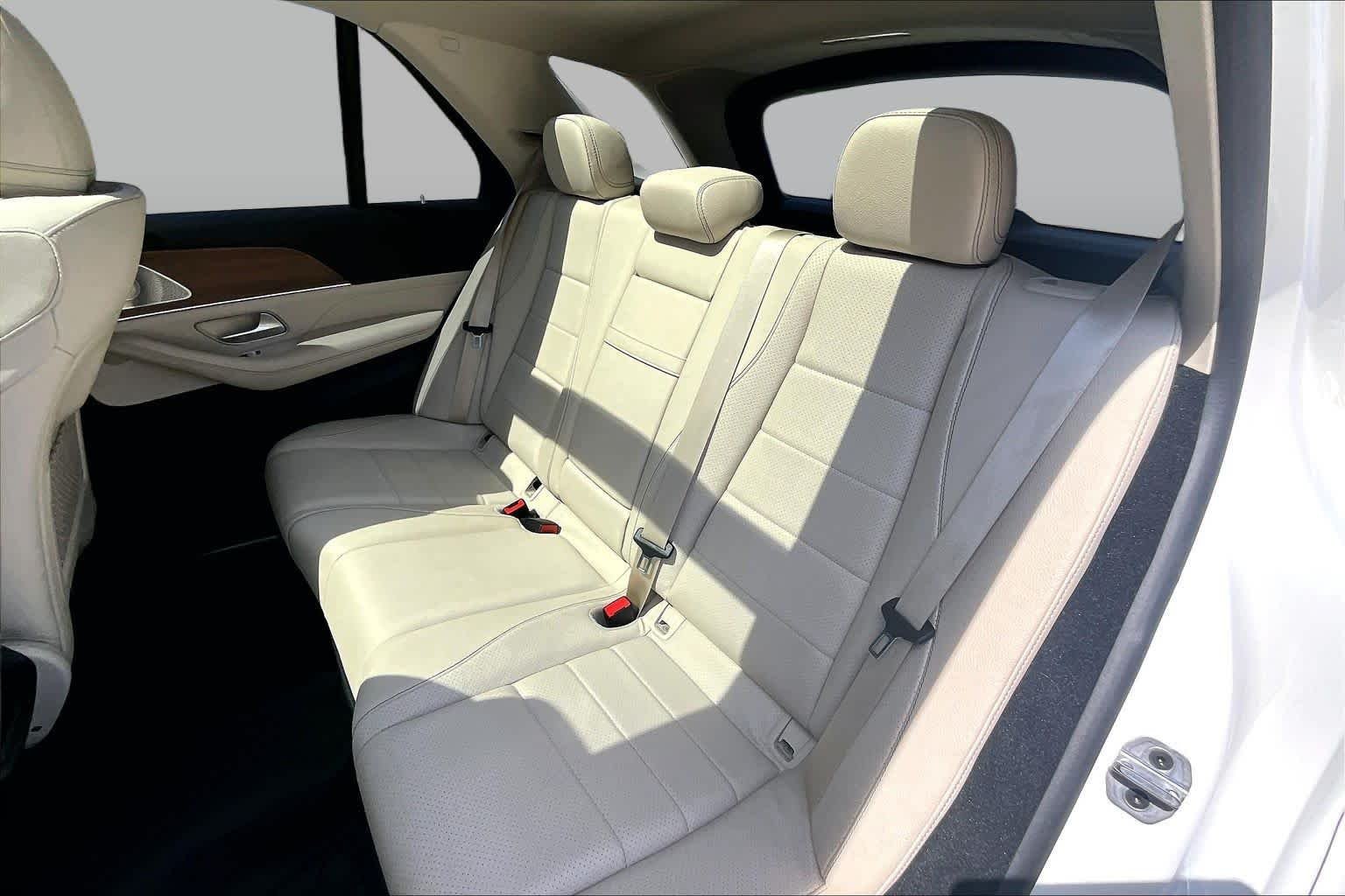 Used 2021 Polar White Mercedes-Benz GLE 350 image 18