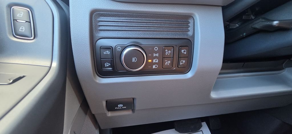 New 2026 Carbonized Gray Metallic Ford F-250® XLT image 13