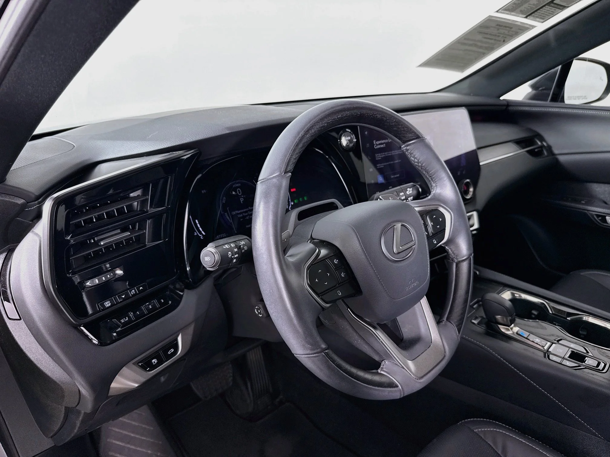 Certified Used 2024 CAVIAR Lexus 350h Premium Plus image 9