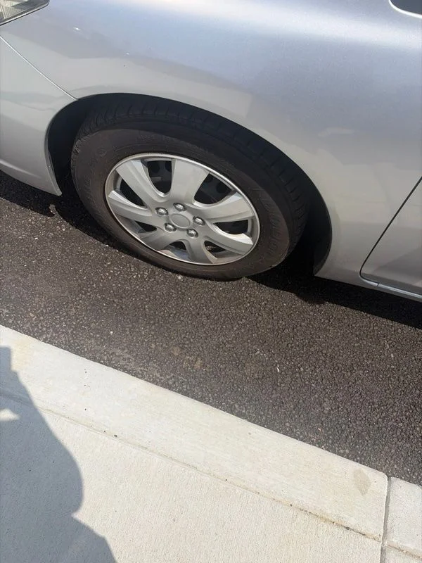 Used 2015  Honda LX image 3