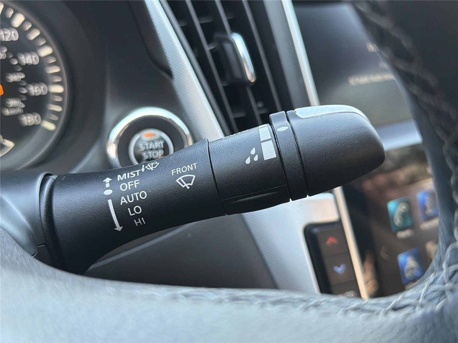 2022 INFINITI Q50 LUXE - Photo 13