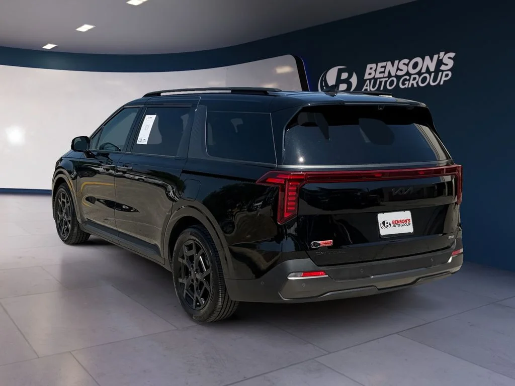 Used 2025 Black Kia SX Prestige image 3
