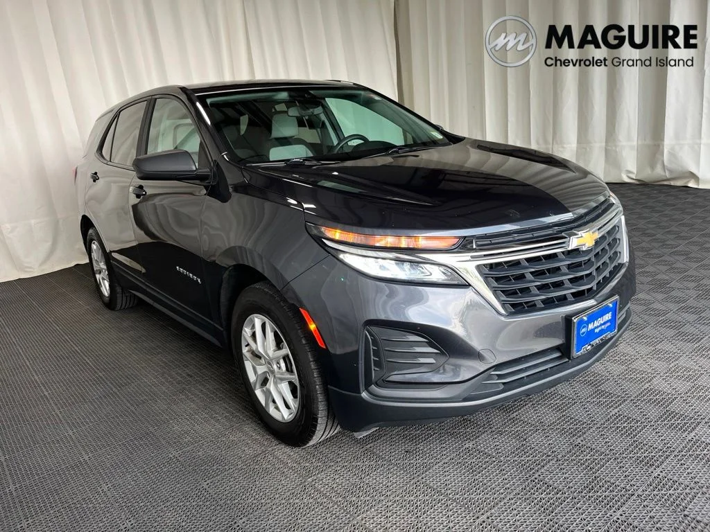 Used 2022 Gray Chevrolet LS image 29