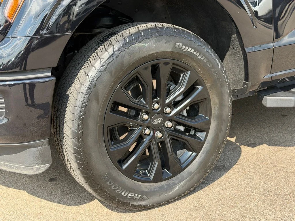 Used 2024 Black Ford XLT image 25