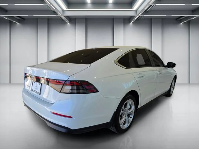 Certified Used 2025 Platinum White Pearl Honda 1.5T LX image 5
