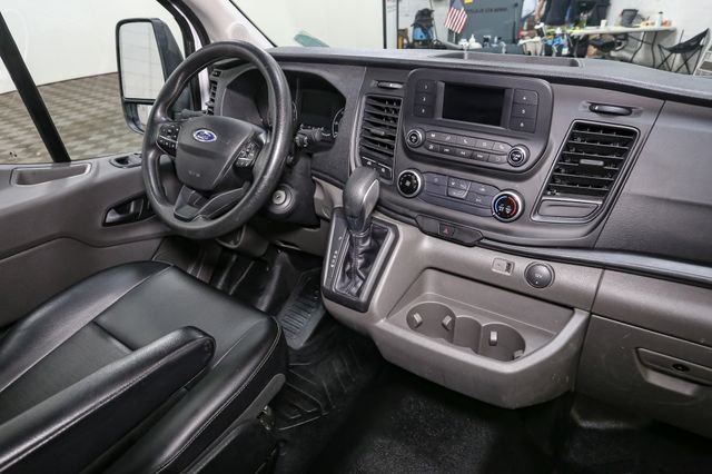 Used 2025  Ford Base image 16
