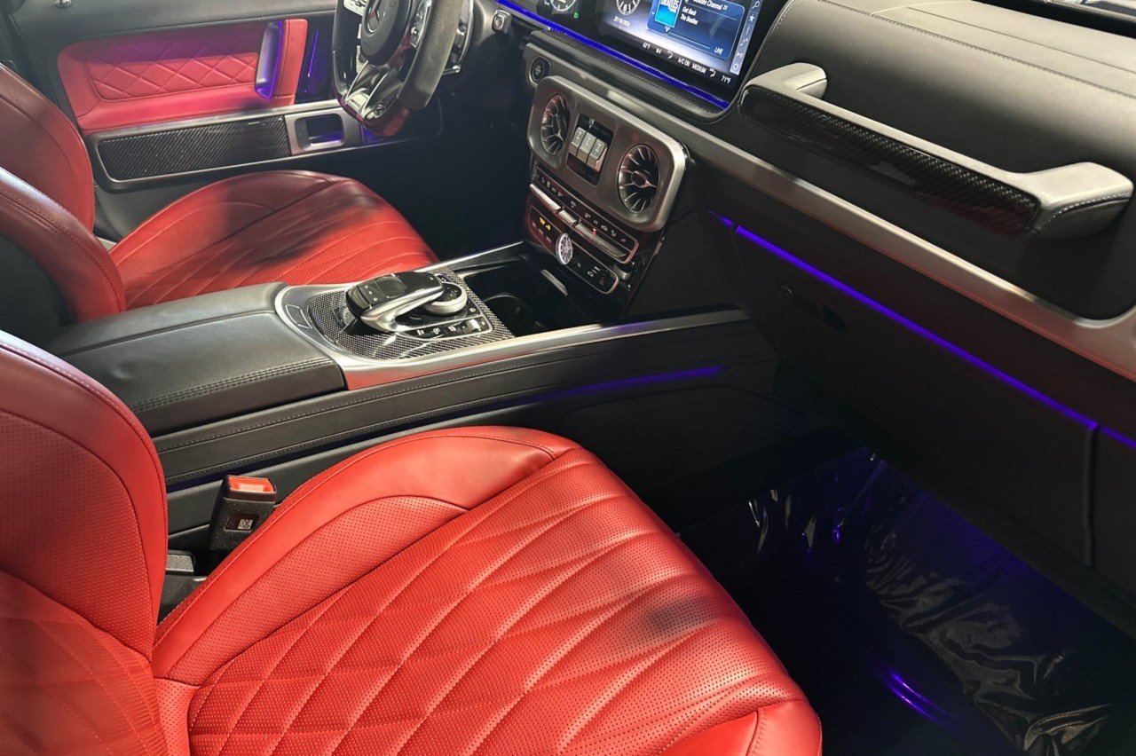 Used 2024 MANUFAKTUR Platinum magno Mercedes-Benz AMG® G 63 image 15