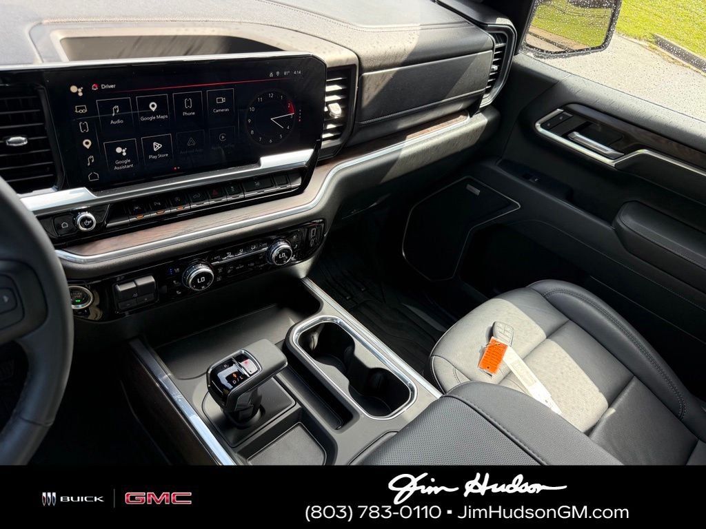 Used 2025 Silver GMC SLT image 31