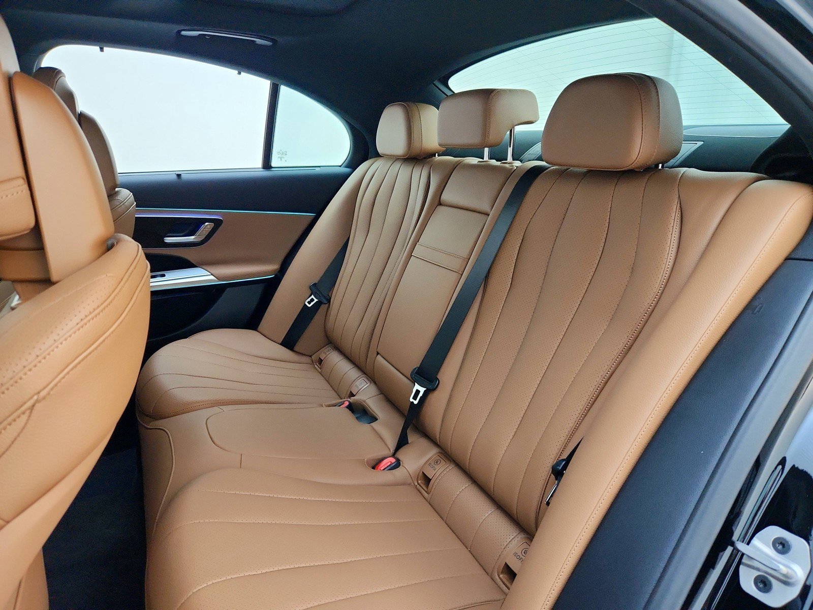 New 2026 Obsidian Black Metallic Mercedes-Benz E 350 RWD Sedan image 39