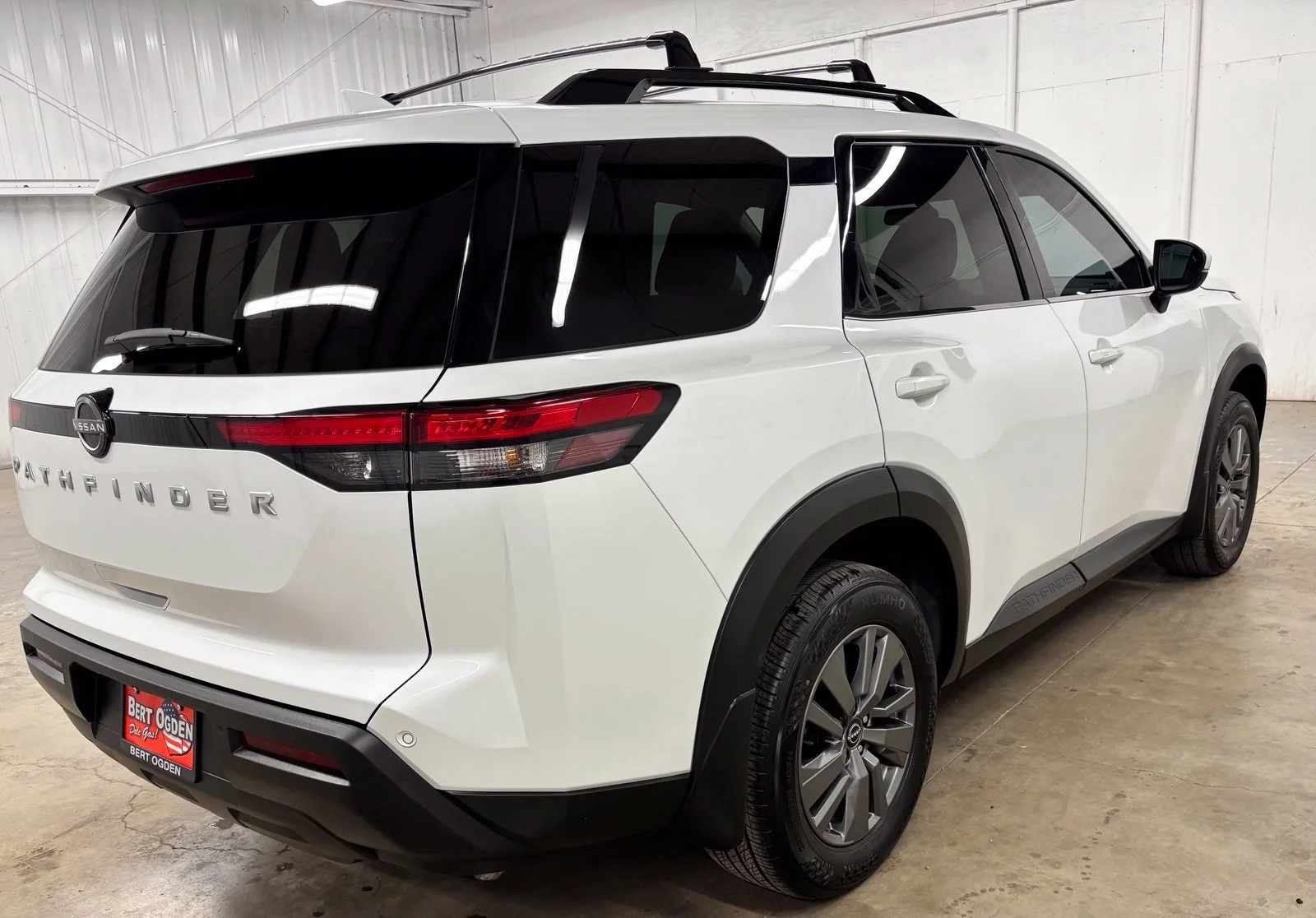 Used 2025 White Nissan SV image 6