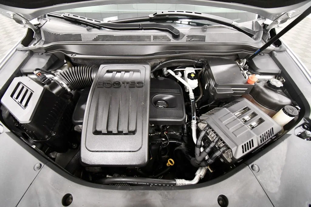 Used 2017 Silver Chevrolet LT image 12