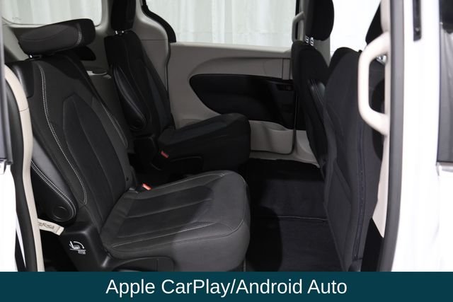 Used 2023 White Chrysler LX image 16