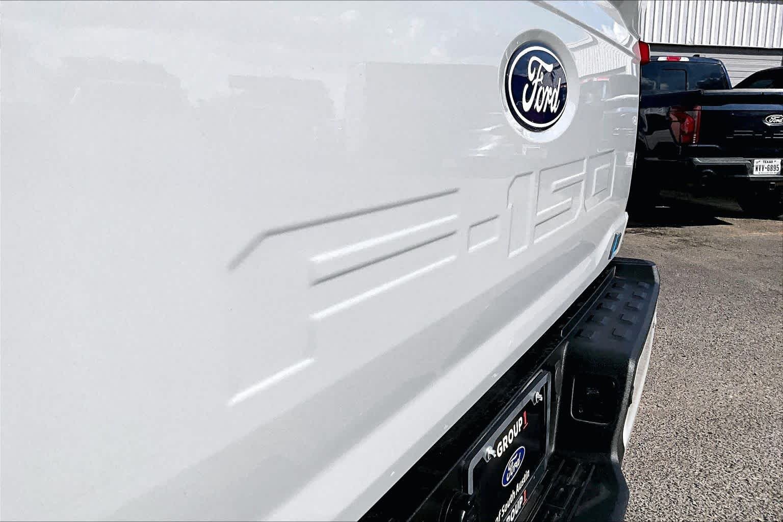 Used 2024 Avalanche Ford Flash image 9
