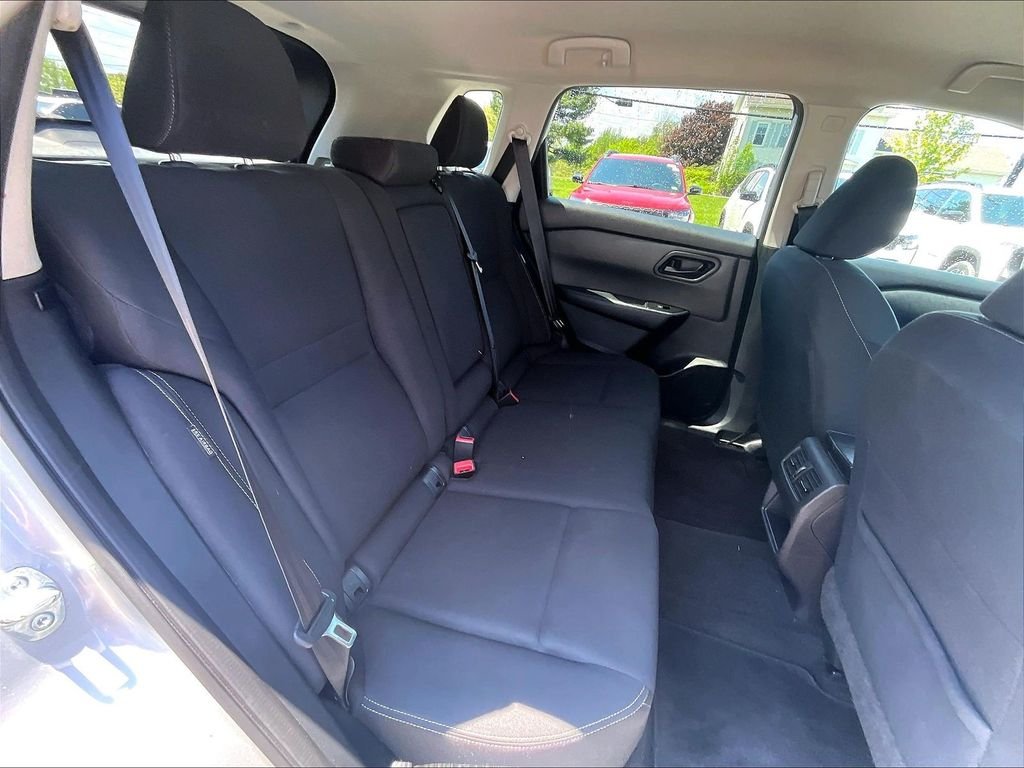 Used 2024 Silver Nissan S image 16