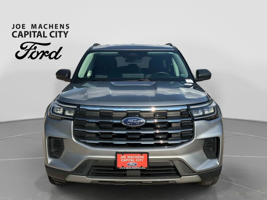 Used 2025 Silver Ford Active image 10