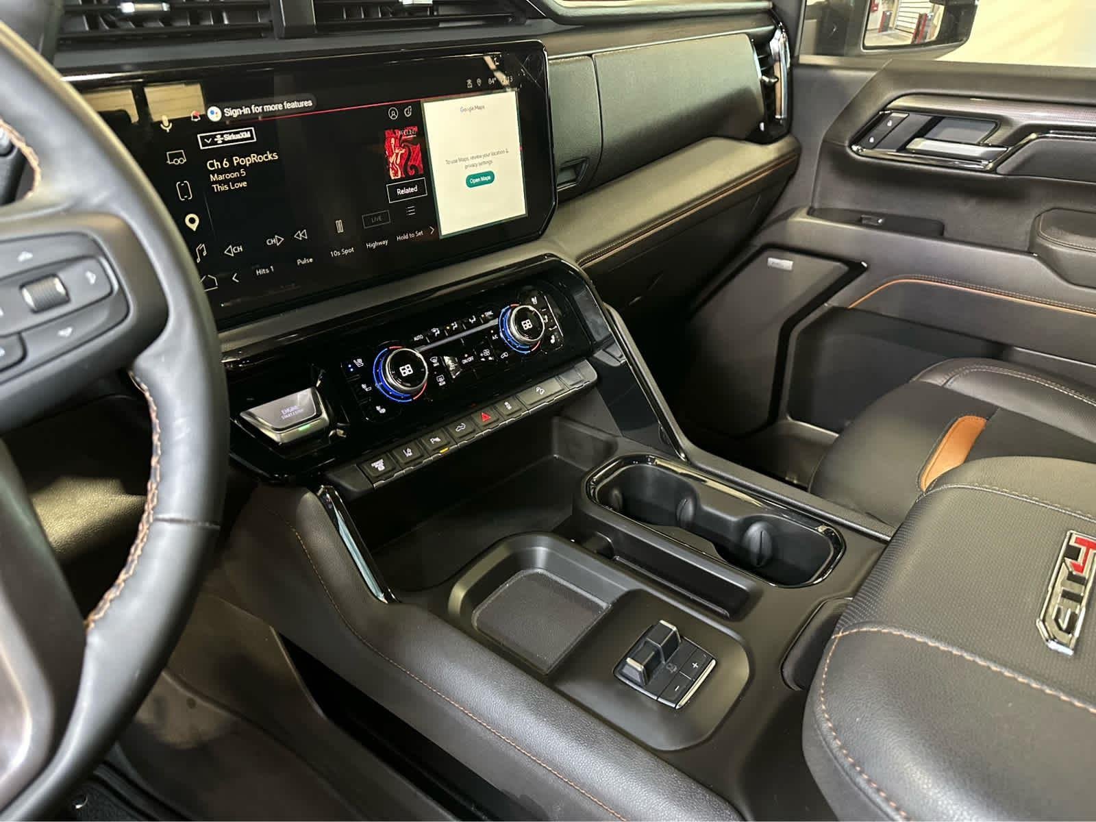 2025 GMC Sierra 3500HD AT4 - Photo 32