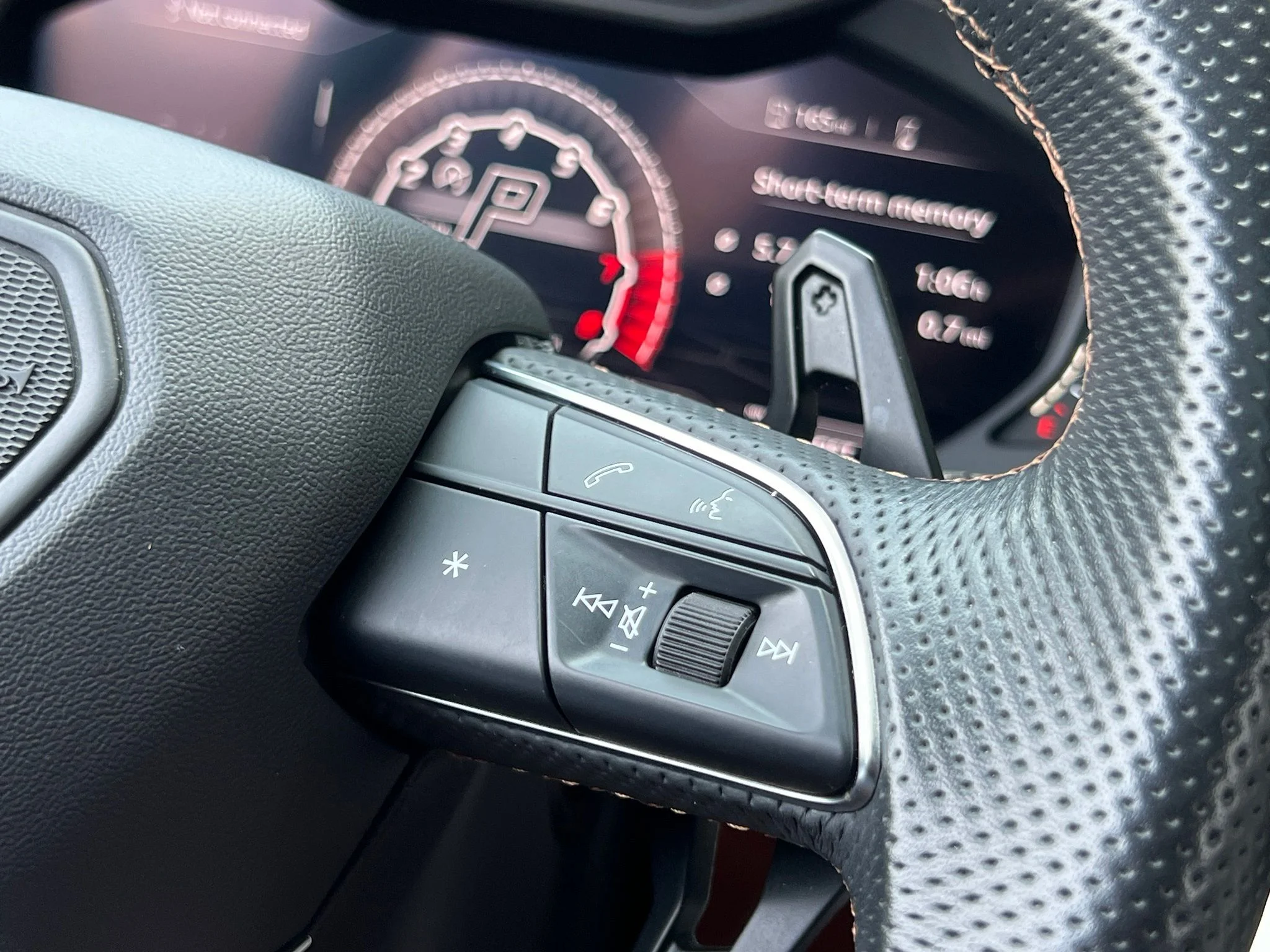 Used 2019 Blue Lamborghini Base image 26