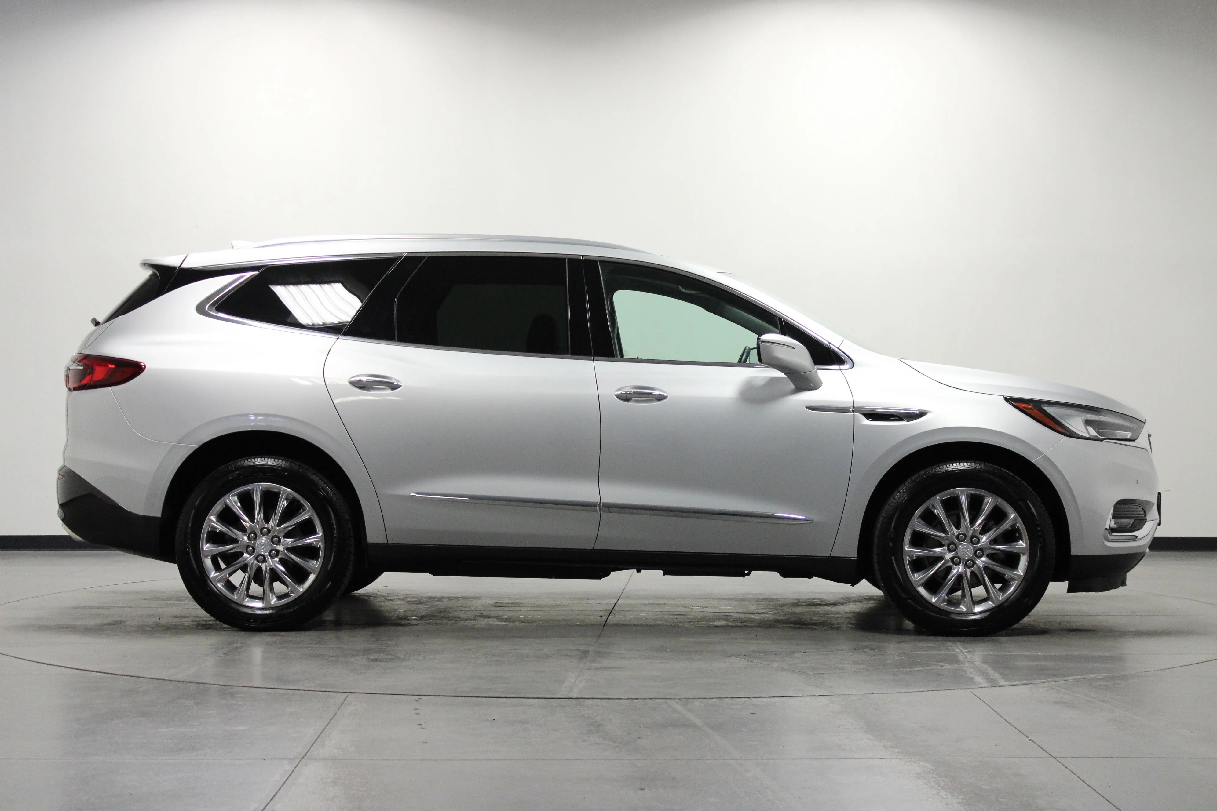 Used 2021 Quicksilver Metallic Buick Premium image 3