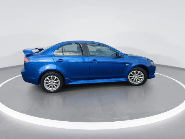 Used 2011  Mitsubishi ES image 9