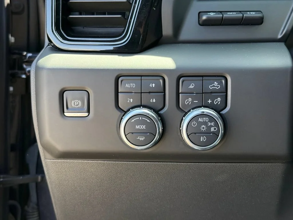 Used 2023 Titanium Rush Metallic GMC AT4 image 30