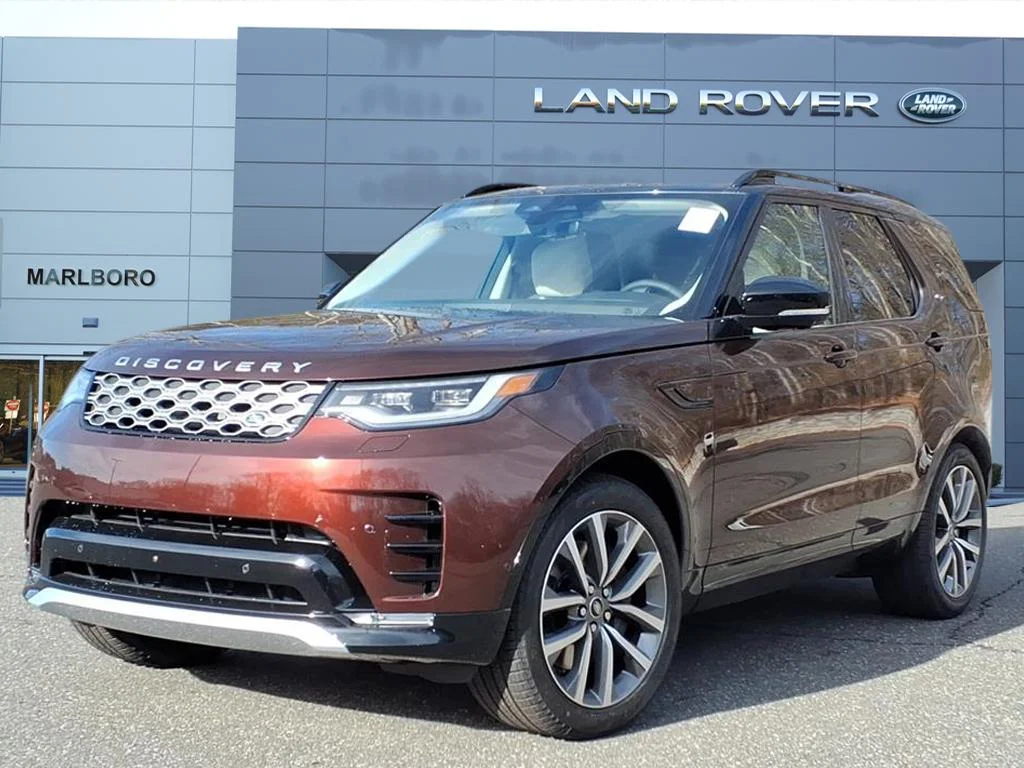 2026 Land Rover Discovery P360 Gemini Edition's photo