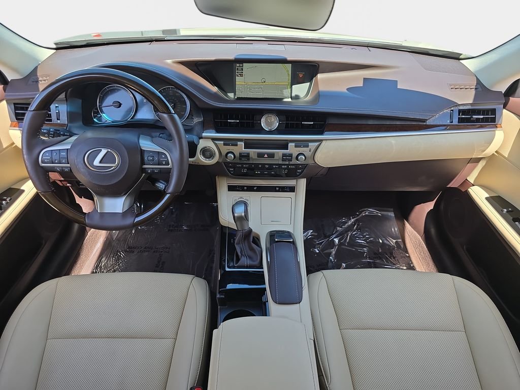 Used 2017 Silver Lexus 350 image 10