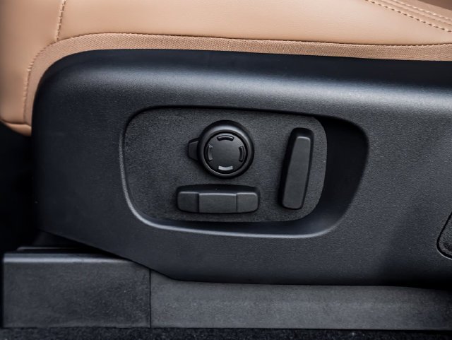 New 2026 Varesine Blue Land Rover Tempest Edition image 30